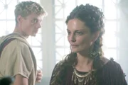 Kaiser Augustus (Jack Morris) und Patria (Diana Dimitrova)