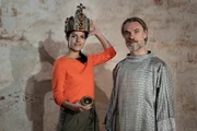 Clarissa mit Karl dem Großen (Markus Gertken)
