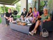 V.l.: Petra, Jessica, Sara, Christin und Regina.