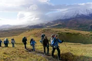 Trekking im nördlichen Vulkangebiet - vor dem Tolbatschik (Foto für alle 5 Folgen)