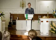 Pastor Jeff (Matt Hobby)