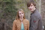 Amy Fleming (Amber Marshall, l.); Ty Borden (Graham Wardle, r.)