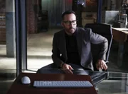 Tanner (Jeremy Piven)