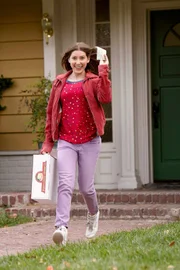 Ein neues Projekt wartet auf Sue (Eden Sher). Dabei kann sie eine Reise nach Indianapolis gewinnen - doch wird sie einer der glücklichen Gewinner sein?