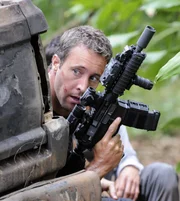 Versucht alles, um seinen Erzfeind Wo Fat endlich dingfest zu machen: Steve (Alex O'Loughlin) ...