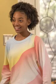 Tess Pearson (Eris Baker)