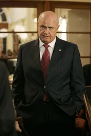Staatsanwalt Arthur Branch (Fred Dalton Thompson)