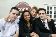 Jamie Oliver (2.v.re.) mit v.li. John Relihan, Thasanee Robinson und Aaron Craze