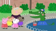 Dann treffen Peppa, Luisa, Pedro und Co. auf ein Krokodil und Madame Gazelle (l.) erschreckt sich schon wieder.
