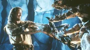 Hercules (Kevin Sorbo) kämpft gegen die wahre Erscheinung des schrecklichen Monsters Dahak.