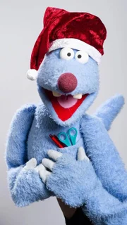 Woozle hat vergessen, dass heute Weihnachten ist. Während Simón Woozles Opa vom Bahnhof abholt, ist Woozle heillos mit den Vorbereitungen überfordert.
