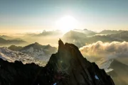 Keep on Climbing Folge 1 Dani Arnold auf dem Salbitschijen