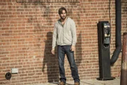 Tom Keen (Ryan Eggold)