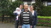 Familienbild_v.li. Marcel Sassenhagen mit Tochter Maja, Gerhard Rothe, Mirja SassenhagenFamilienbild_v.li. Marcel Sassenhagen mit Tochter Maja, Gerhard Rothe, Mirja Sassenhagen