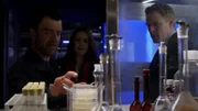 L-R: Jeffrey Maynard (Kevin Weisman), Elizabeth Keen (Megan Boone) und Donald Ressler (Diego Klattenhoff)