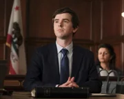 Dr. Shaun Murphy (Freddie Highmore)