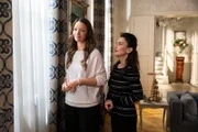 Jennys (Kaja Schmidt-Tychsen, l.) Fassungslosigkeit über Simones (Tatjana Clasing) Tat wandelt sich in Hass.