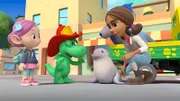 Grisu und Stella bekommen die babyleichte Aufgabe, sich um ein Seelöwenbaby zu kümmern.
