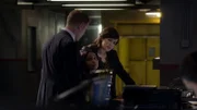 L-R: Donald Ressler (Diego Klattenhoff), Meera Malik (Parminder Nagra) und Elizabeth Keen (Megan Boone)