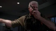 Luther Braxton (Ron Perlman)