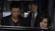 L-R: Wujing (Chin Han), Raymond 'Red' Reddington (James Spader) und Elizabeth Keen (Megan Boone)