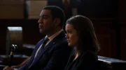 Harold Cooper (Harry Lennix) und Elizabeth Keen (Megan Boone, r.)