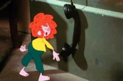 Wegen eines wichtigen Auftrags für einen Professor kann Meister Eder sein Versprechen nicht halten, mit Pumuckl in den Zoo zu gehen. Das ärgert den Kobold.