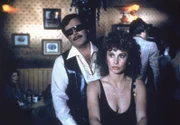 Jonathan Hart (Robert Wagner, l.); Jennifer Hart (Stefanie Powers, r.)