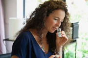 Kräuterwelten der Provence. Kräuterparfumeurin Delphine Thierry.