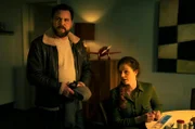Tatjana (Anja Antonowicz) hat ihre Mühe mit Ellings (Sascha Geršak) dementer Mutter.