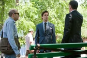 L-R: Mozzie (Willie Garson), Neal Caffrey (Matthew Bomer) und Peter Burke (Tim DeKay)