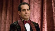 Alistair Pitt (Tony Shalhoub)