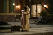 Rita Castillo (Lana Parrilla) und Scooter Polarsky (Matthew Daddario)