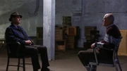 Raymond 'Red' Reddington (James Spader, l.) und Noah Shuster (Mark Blum, r.)