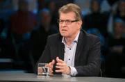 Zu Gast bei Louis Klamroth: Ralf Stegner (SPD, Mitglied im Auswärtigen Ausschuss).