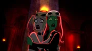 L-R: Harley Quinn und Poison Ivy