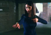 Det. Taylor Lucas (Zoe McLellan)