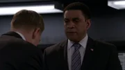 Donald Ressler (Diego Klattenhoff, l.) und Harold Cooper (Harry Lennix, r.)