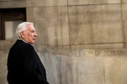 Franklin Reinhardt (Donald Sutherland)
