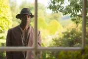 Der Voodoo-Priester Emmanuel Jannitte (Cornelius Macarthy) ist auf der Suche nach der Sängerin Yveline Lafond. Er ist fest entschlossen, sie wieder in ihre gemeinsame Heimat zurückzubringen. Wie weit wird er dafür gehen?