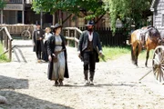 l-r: Sarah (Lisa Vicari), John Ellis (Nicholas Pinnock)