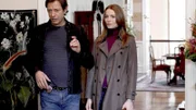 Det. Zach Nichols (Jeff Goldblum) und Det. Serena Stevens (Saffron Burrows).