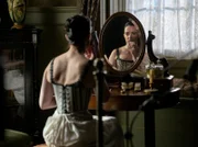 Amalia True (Laura Donnelly)