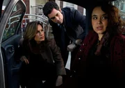 Lost Traveler Episode 1309 - Pictured: (l-r) Mariska Hargitay as Det. Olivia Benson, Danny Pino as Det. Nick Amaro, Alexandra Silber as Nadia Grey Lost Traveler Episode 1309 - Pictured: (l-r) Mariska Hargitay as Det. Olivia Benson, Danny Pino as Det. Nick Amaro, Alexandra Silber as Nadia Grey