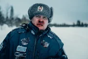 Niilo Aikio (Janne Kataja), der Kollege von Nina Kautsalo, wurde von russischen Schleusern überfallen.