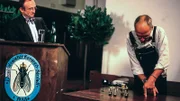 Ob es Peter (Peter Lustig) gelingt, den faszinierenden Landeflug von Fliegen zu filmen?