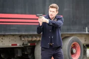 Detective Charlie Hudson (JOHN REARDON)