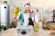 Eiskalter Schwindel: Produktentwickler Sebastian Lege geht Tiefkühl-Klassikern auf die Spur.