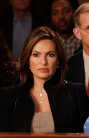 Front l-r Mariska Hargitay as Det. Olivia Benson