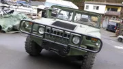 Militärlastwagen.